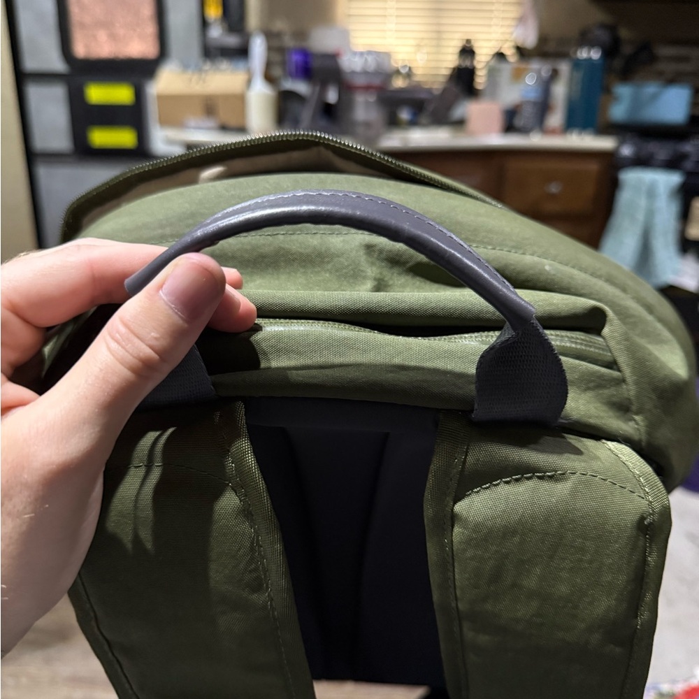 This is a belly backpack that is in great shape and needs a new home.
